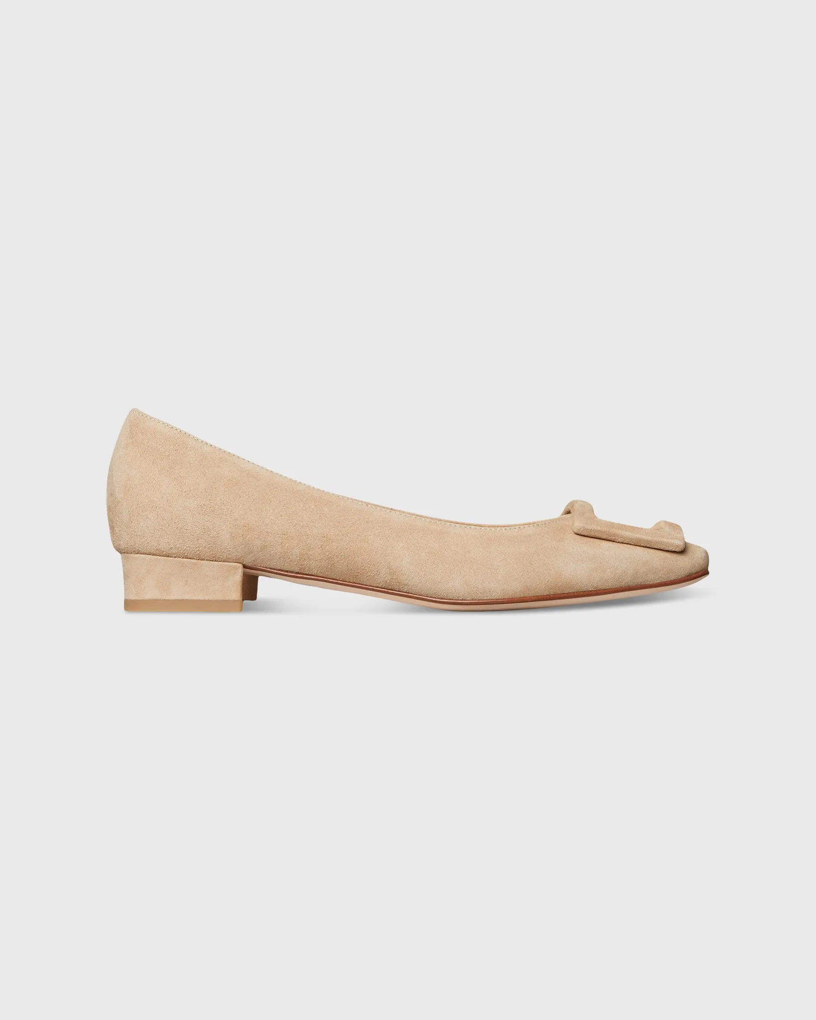 Buckle Shoe in Camel Suede