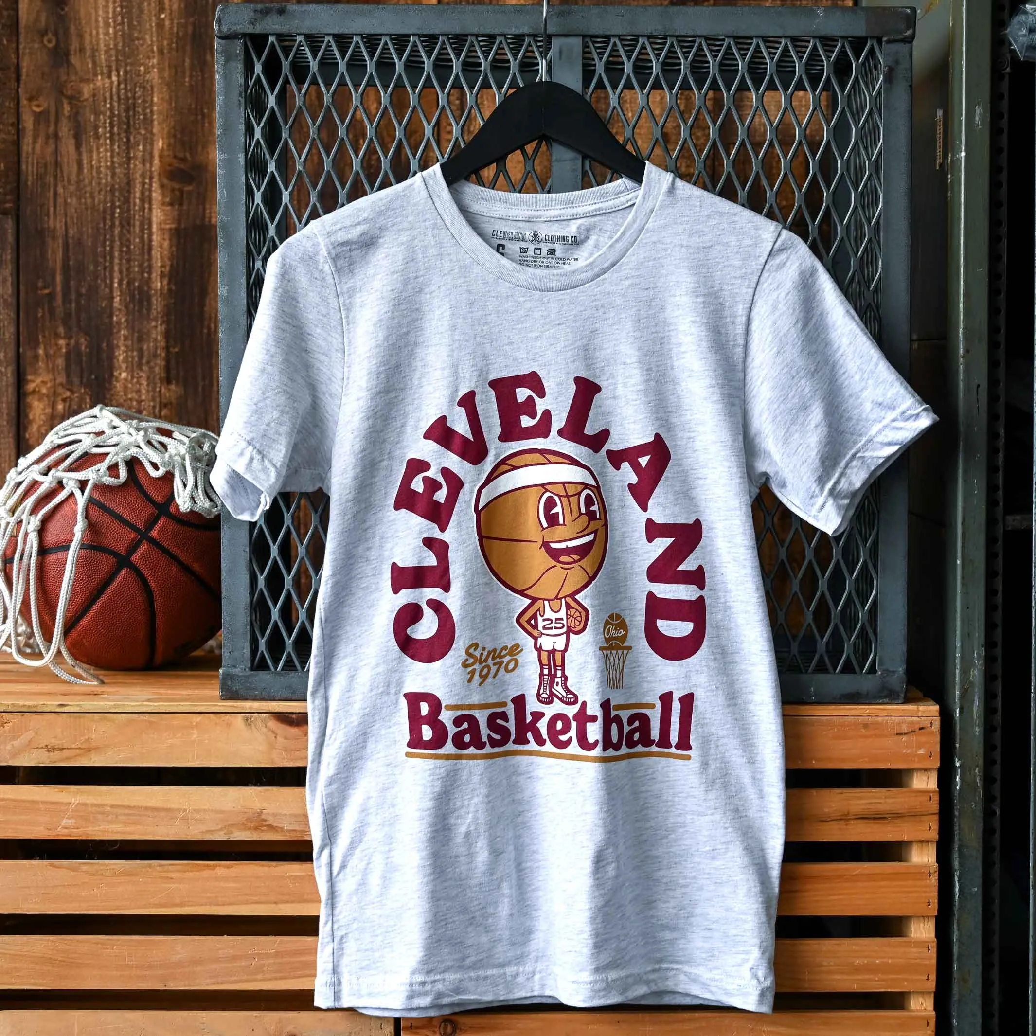 Cleveland Basketball Mascot - Unisex Crew T-Shirt