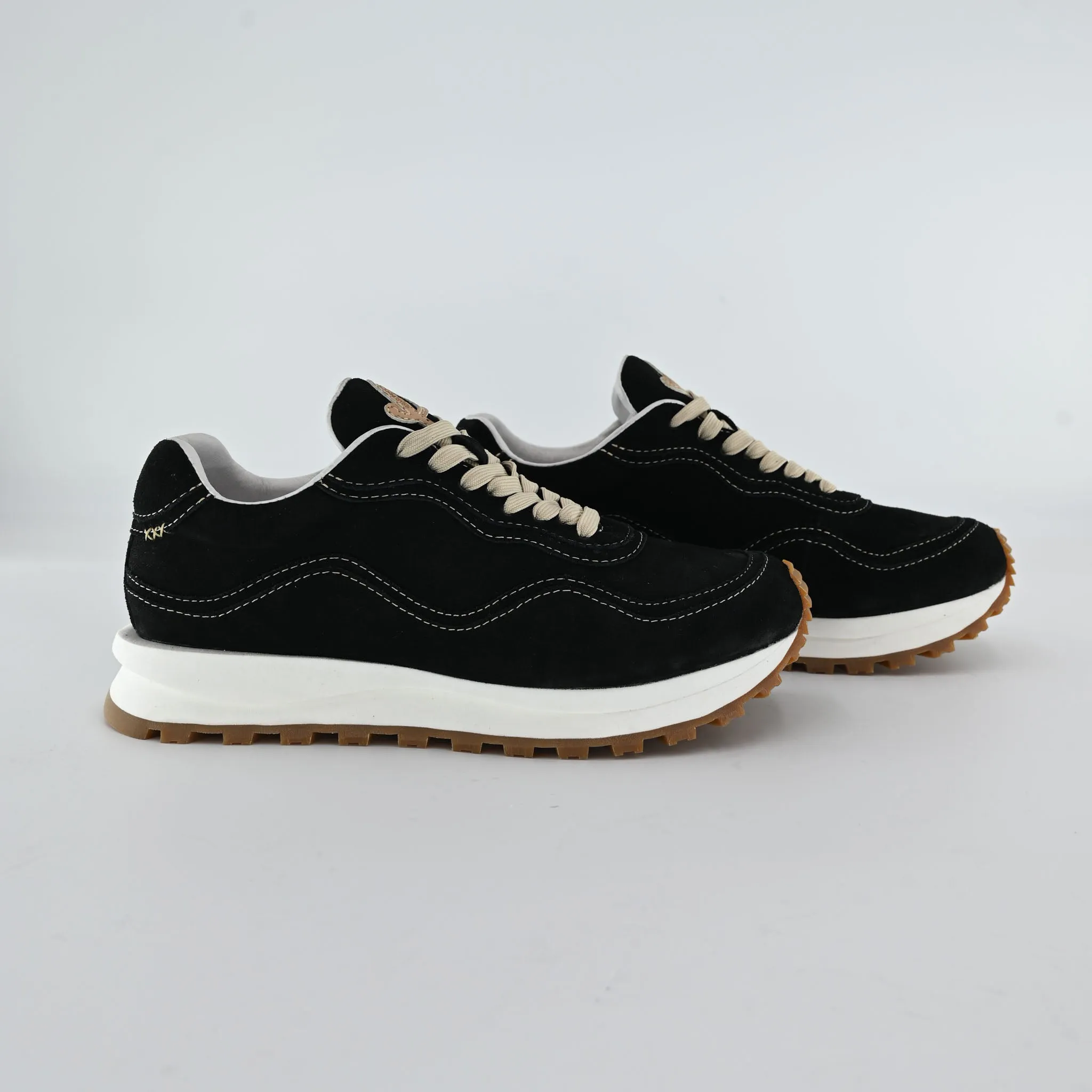 Gold Presidents Waves Sneaker - Black