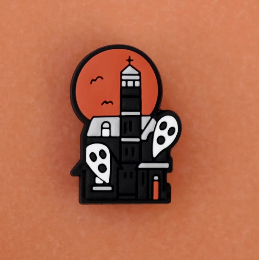 Gothic Manor Shoe Charm - Haunted House