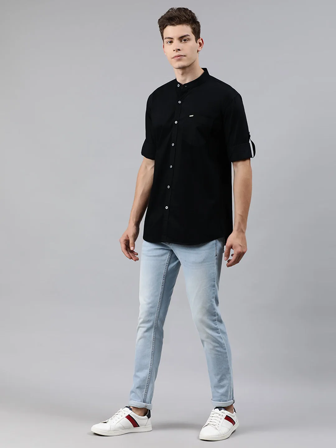 Men Black Slim Fit Solid Casual Shirt